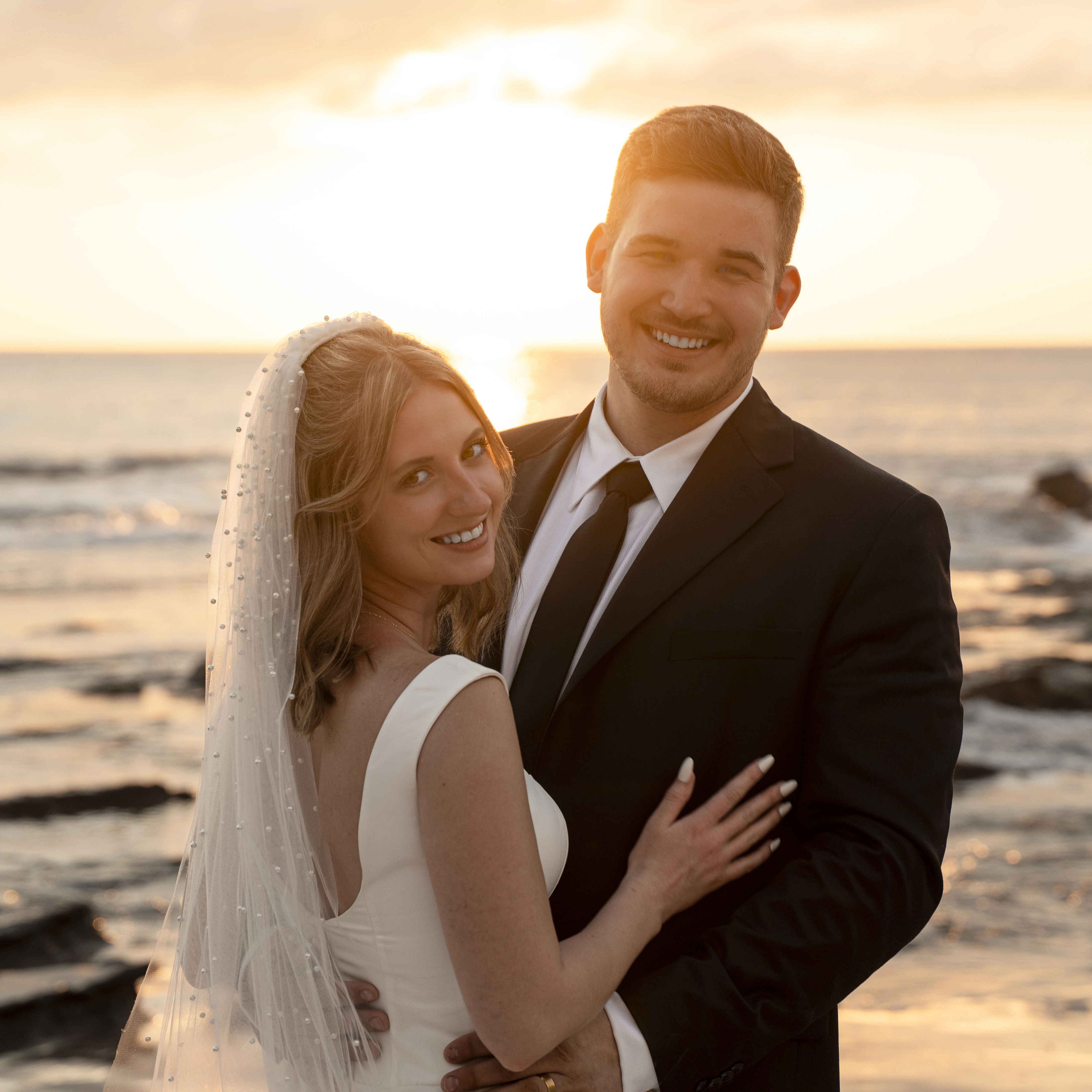 Met On Mutual: Alex + Emily